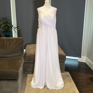 Women’s Full Length Chiffon White Wedding or Special Event Dress Size 16 NWT